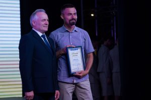 Александр Вазенмиллер вручил награду