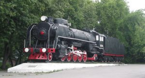 Паровоз ФД21-3031 (Феликс Дзержинский) установлен в память о боевом и трудовом героизме тюменских железнодорожников в годы Великой Отечественной войны 1941-45 гг. и в честь